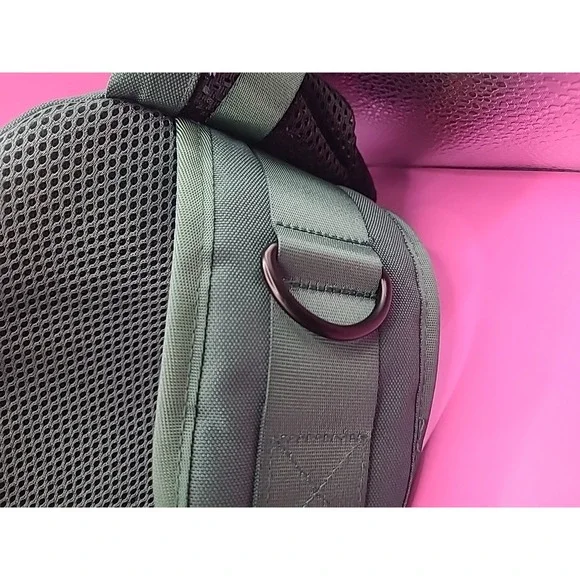 Wilderdog MEGA PACK, Fanny pack, hiking pack, dog supplies pack Evergreen - Picture 5 of 12